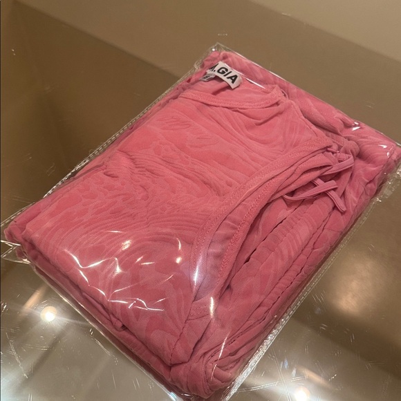 I AM GIA Amina Pink Cut Out Mesh Set - Picture 12 of 12